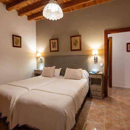 Agroturisme Sa Torre (Adults Only) Санта-Еухеніа Екстер'єр фото